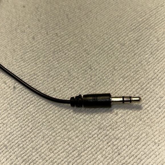 Claire’s speaker waist bag - Picture 7 of 7